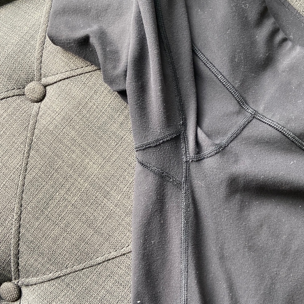 Lululemon Size 6 Black Leggings